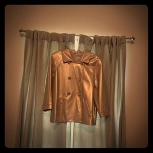 Gorgeous golden dinner jacket